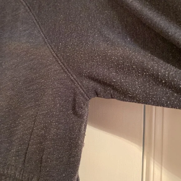 Gap Maternity zip up hooded sweatshirt. Medium. - Picture 4 of 5